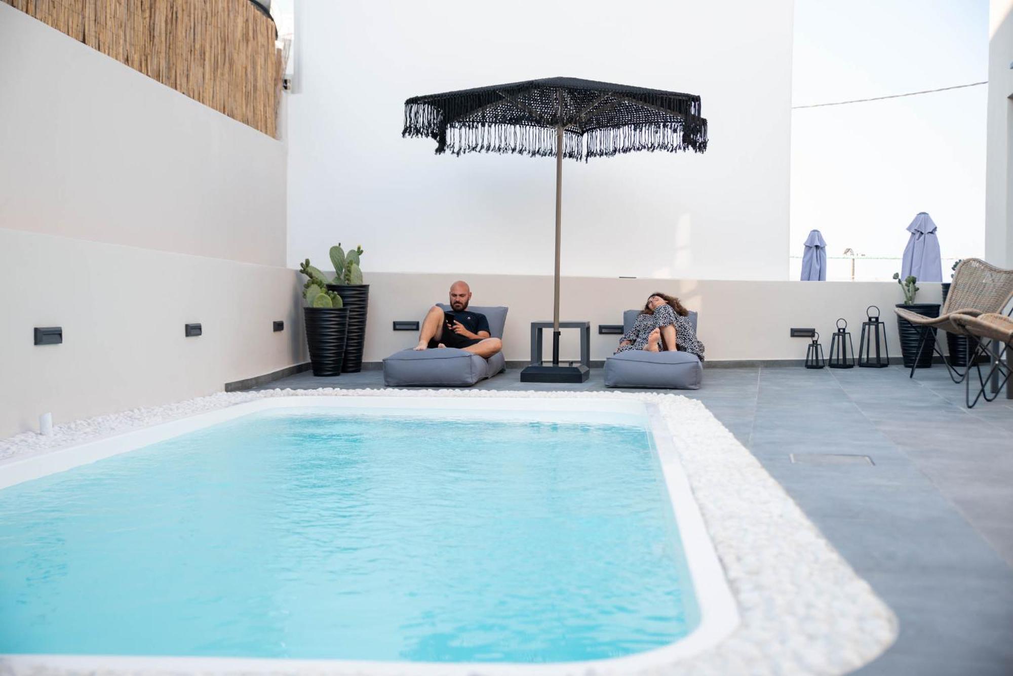 Aidani Luxurious Rooms Vothon Exterior photo