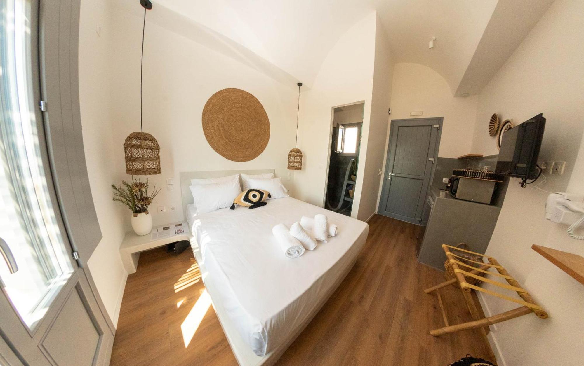 Aidani Luxurious Rooms Vothon Exterior photo