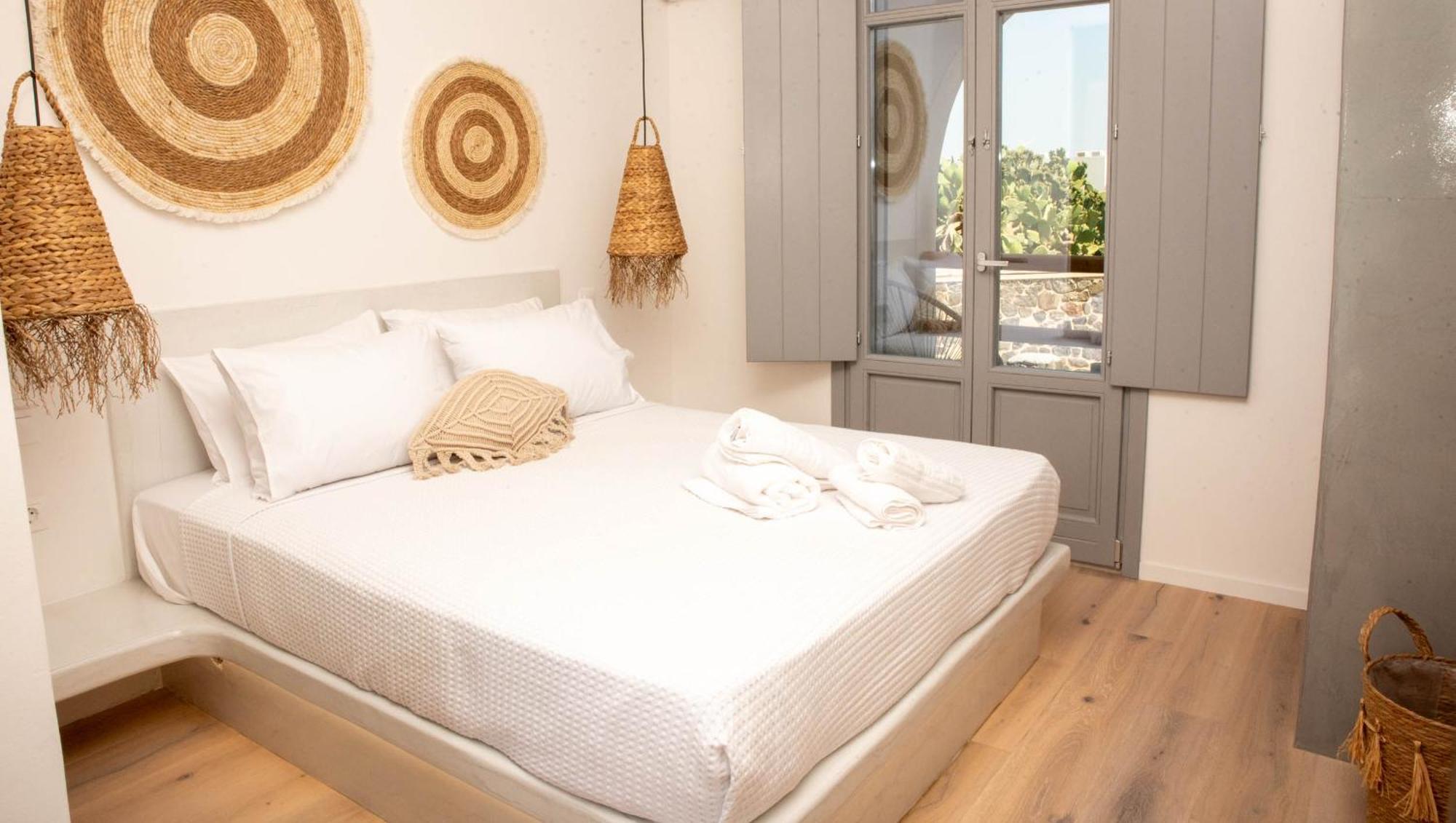 Aidani Luxurious Rooms Vothon Exterior photo
